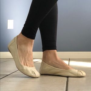 Tom’s ballet flats